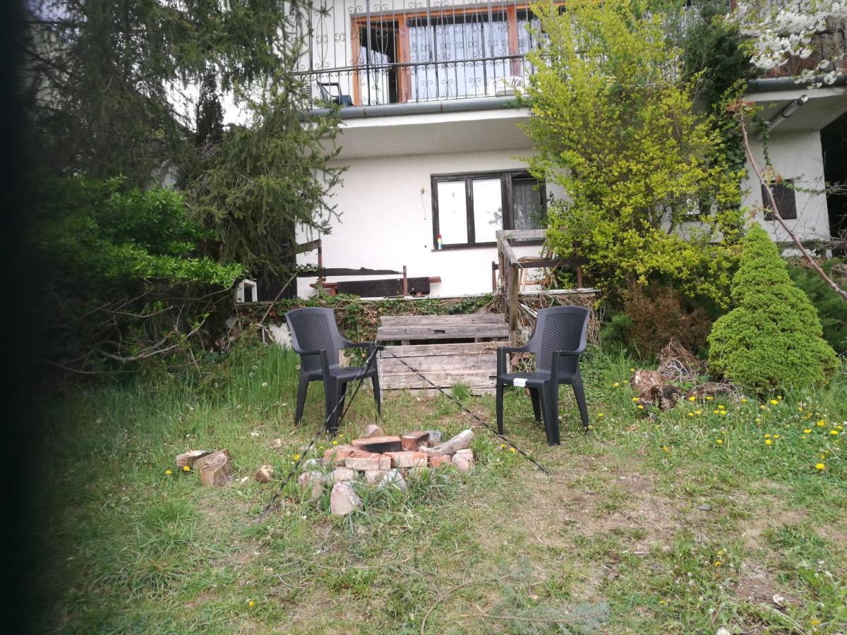 פישטני Holiday House Cervena Veza מראה חיצוני תמונה